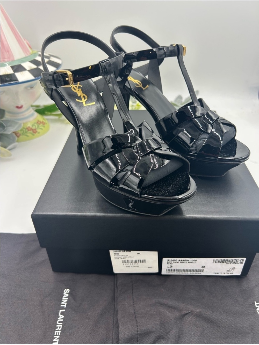 Women’s Saint Laurent patent leather tribute sandal size 38 made in Italy